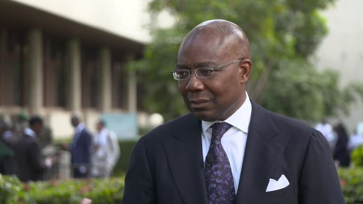 Nigeria Must Grow 7% to Tackle Poverty, Banking Tycoon Says