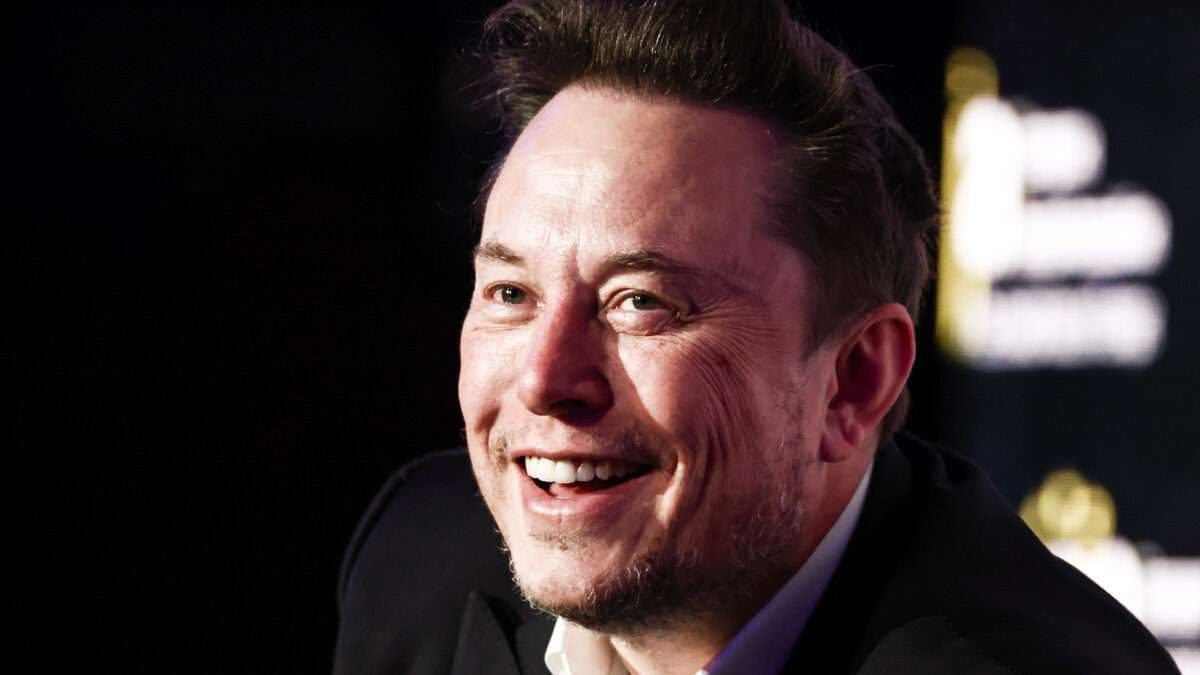 Elon Musk Becomes the World's First Trillionaire. Is That Such a Bad Thing?
