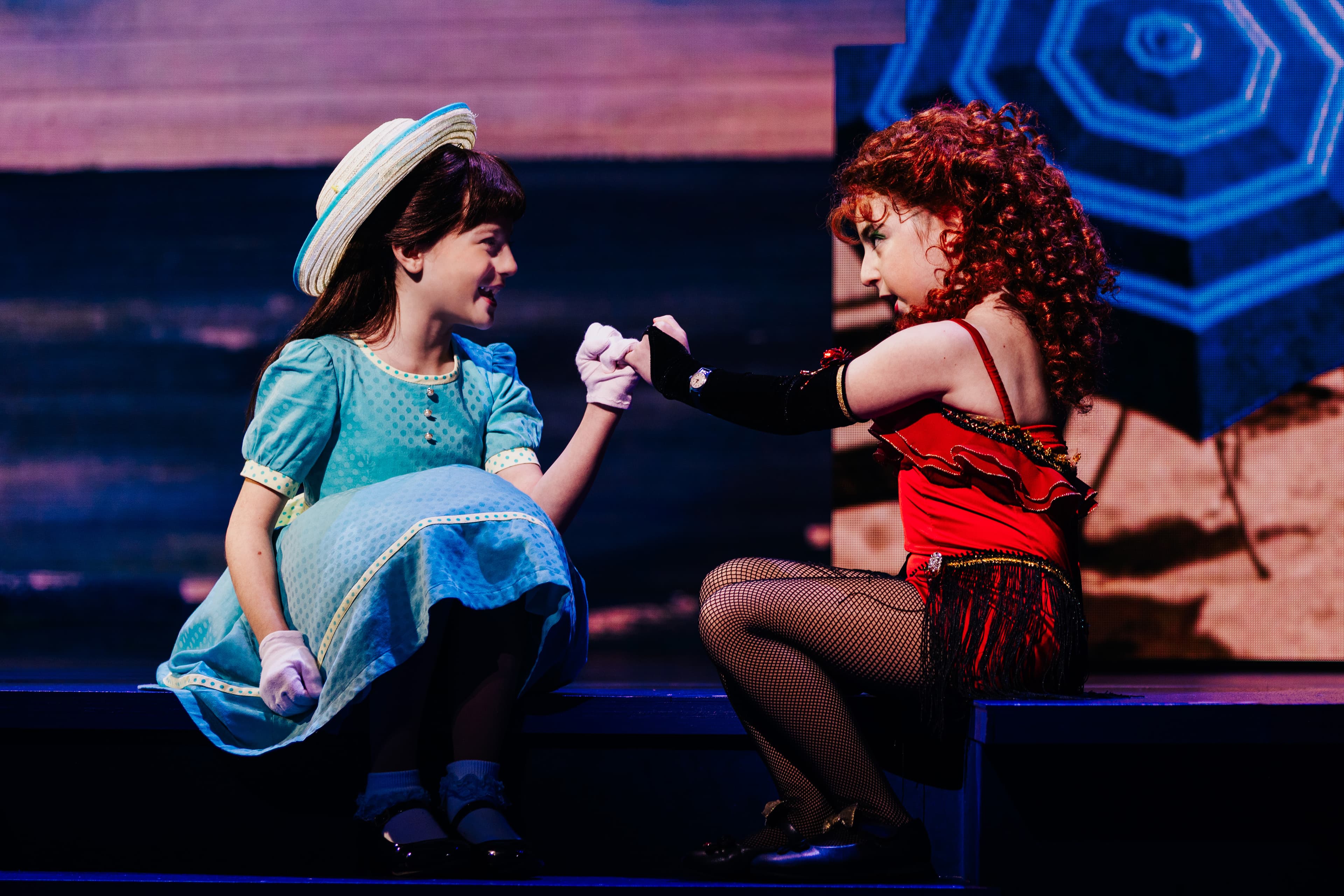 ‘Beaches’ Sets Early Broadway Closing Date After Tony Award Noms Shutout