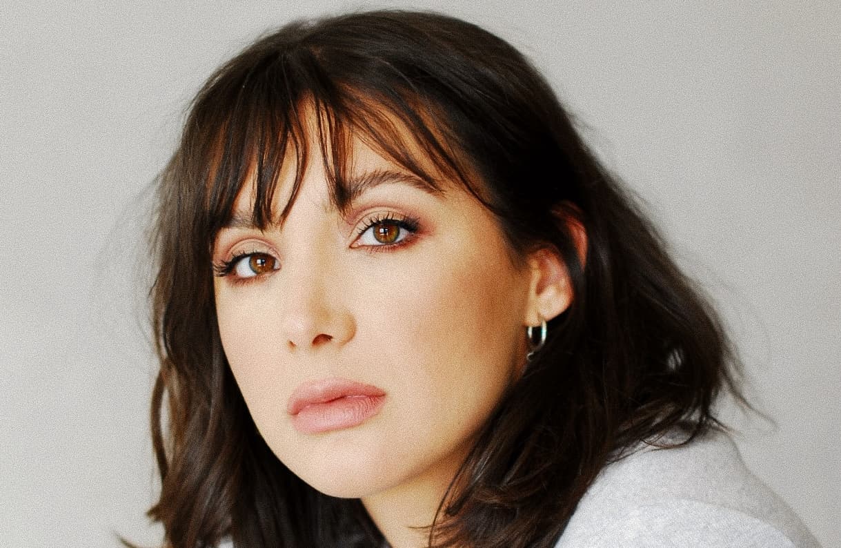 Hannah Marks Signs With CAA