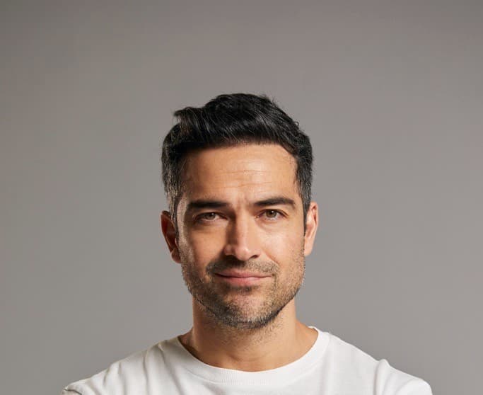 Alfonso Herrera Inks Sony Deal To Develop, Direct & Star In TV Series