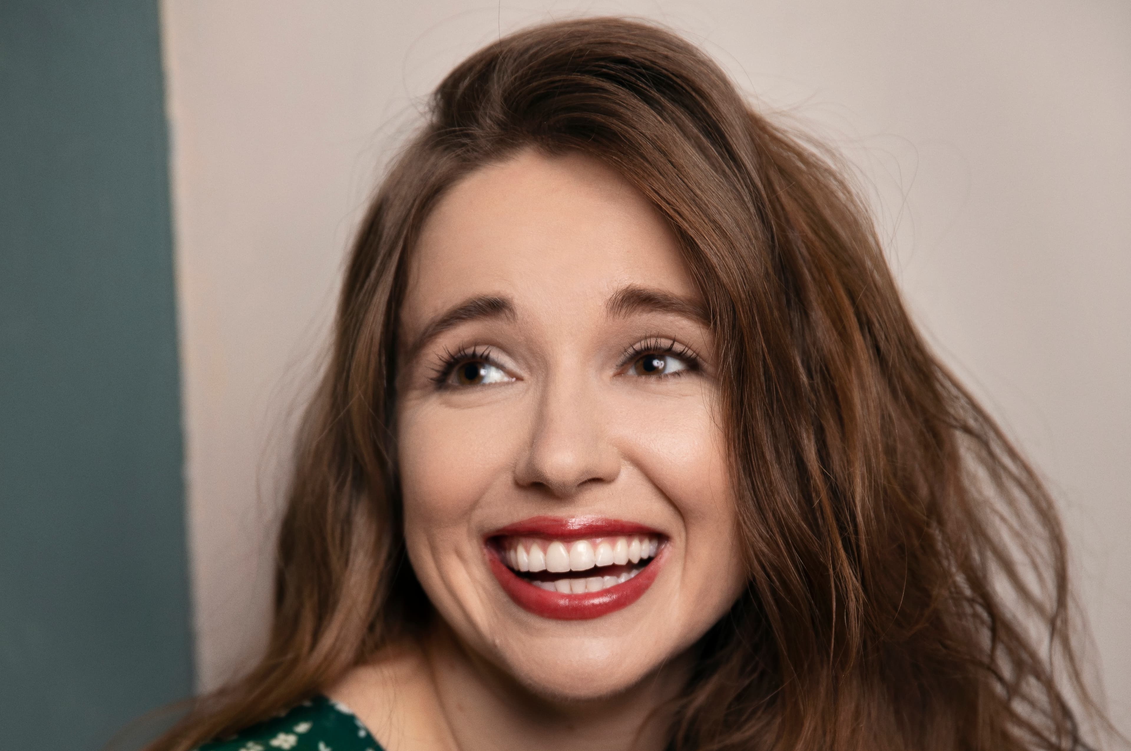 Natalie Palamides Signs With Brillstein Entertainment Partners