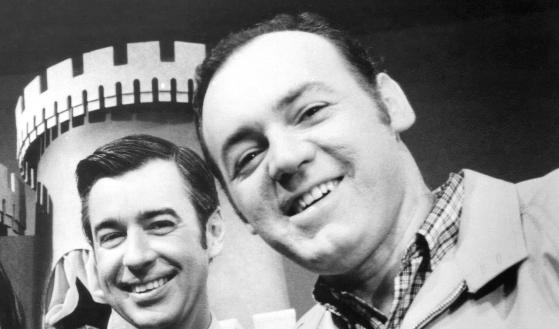 Joe Negri Dies: Guitar-Playing Handyman Of ‘Mister Rogers’ Neighborhood’ Was 99