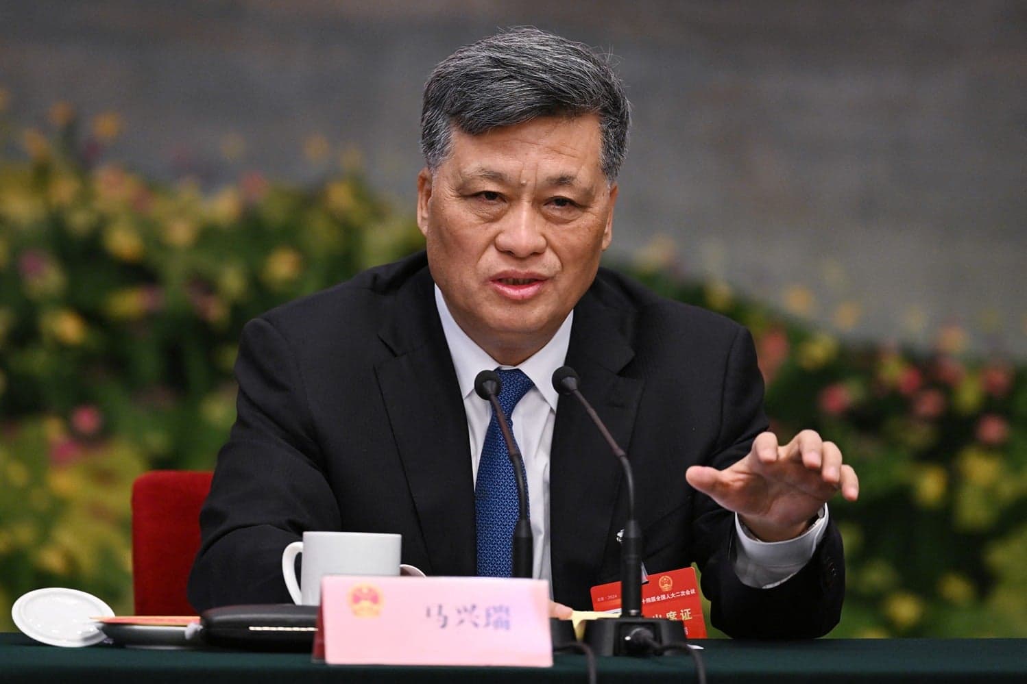 Why Xi Is Kneecapping His Own Top Men