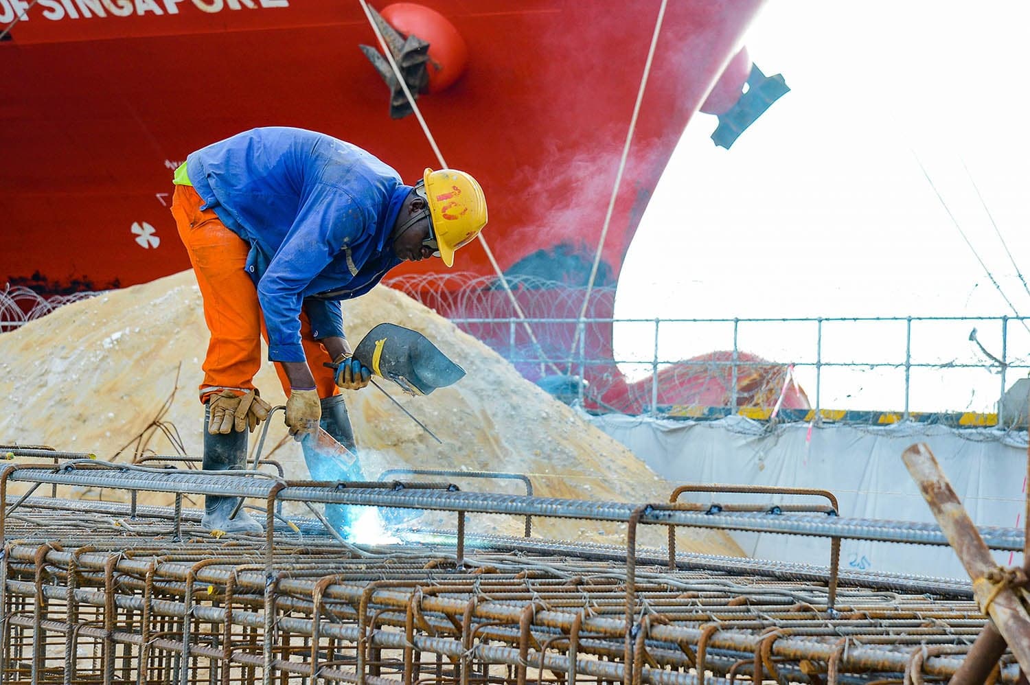 Why Did China Buy Up the World’s Ports?