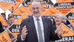 Lib Dems offer alternative to extremes of Reform and Greens, Davey says