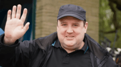 Peter Kay bomb hoax accused removed from court