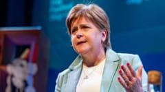 Sturgeon wishes she had not kept Murrell on as SNP chief executive