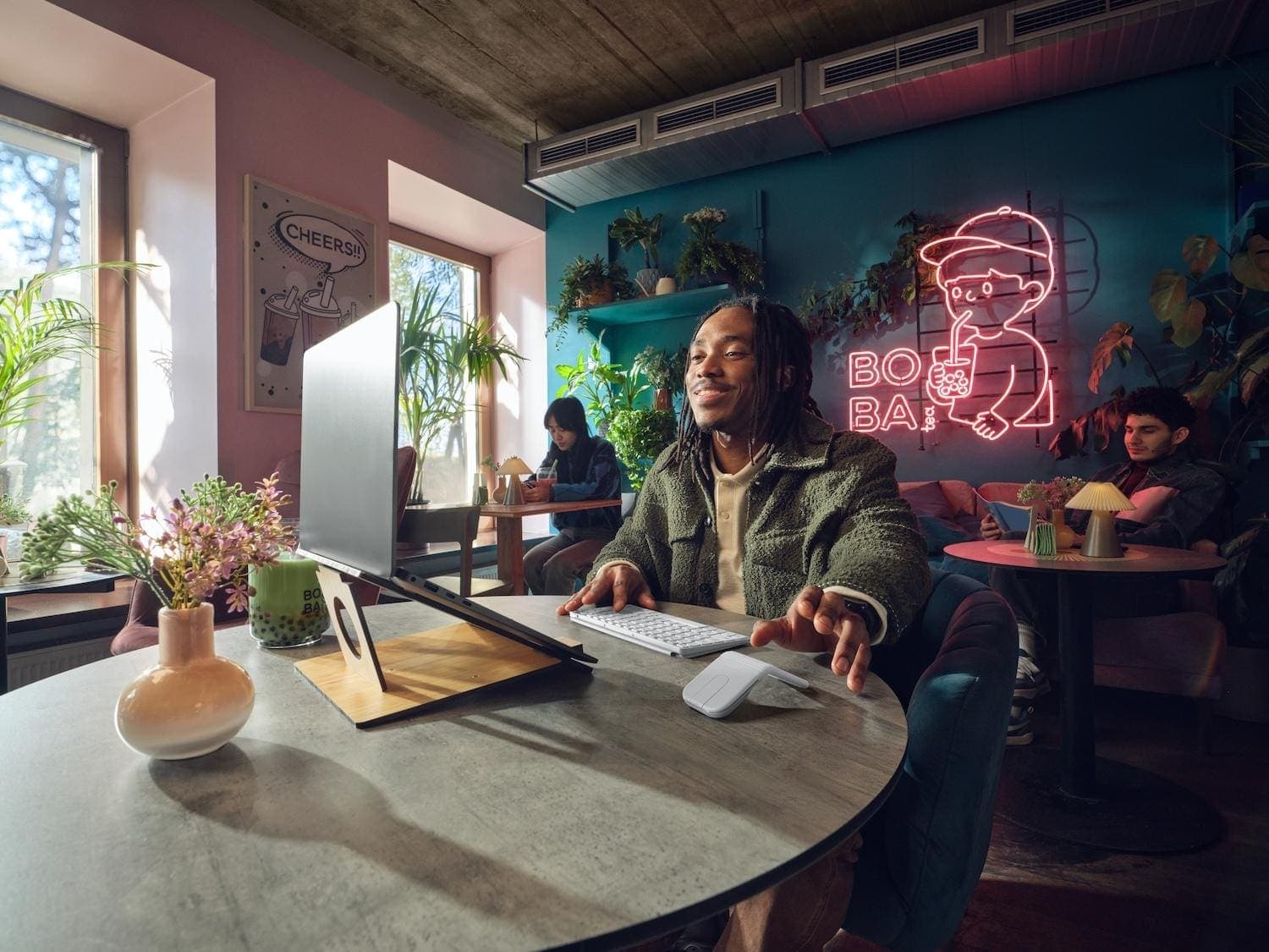 Never Mind Foldable Phones —Logitech Has Launched A Folding Mouse
