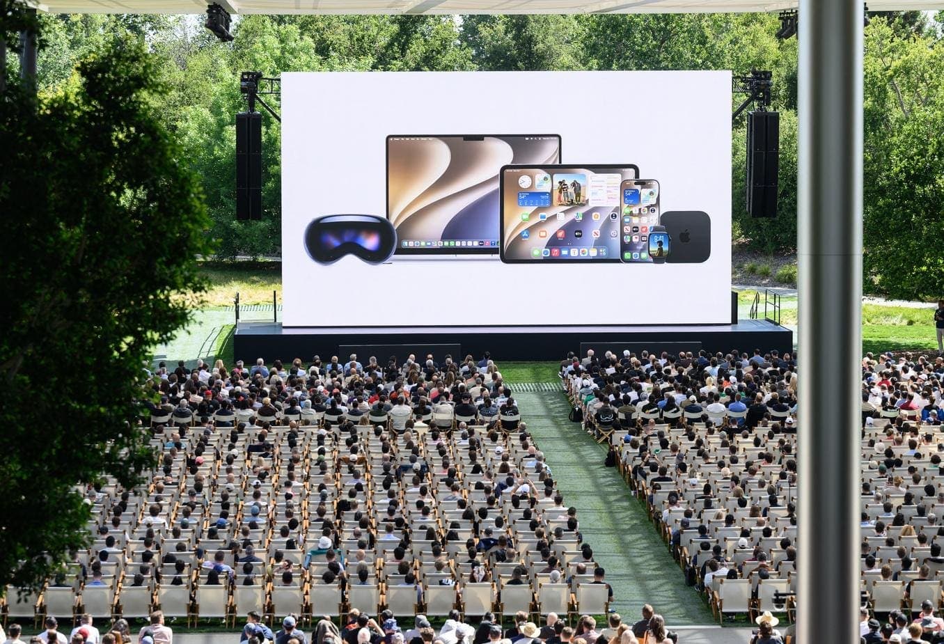 Apple Didn't Announce Smartglasses. It Announced Something Better