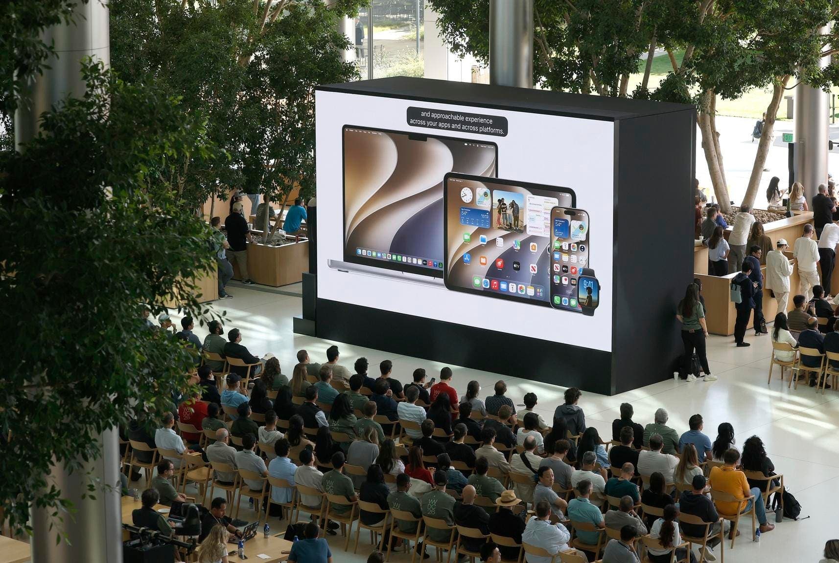 Apple Loop: iPhone 18 Pro Cost, iPhone Ultra Specs, Can Siri AI ‘Just Work?’