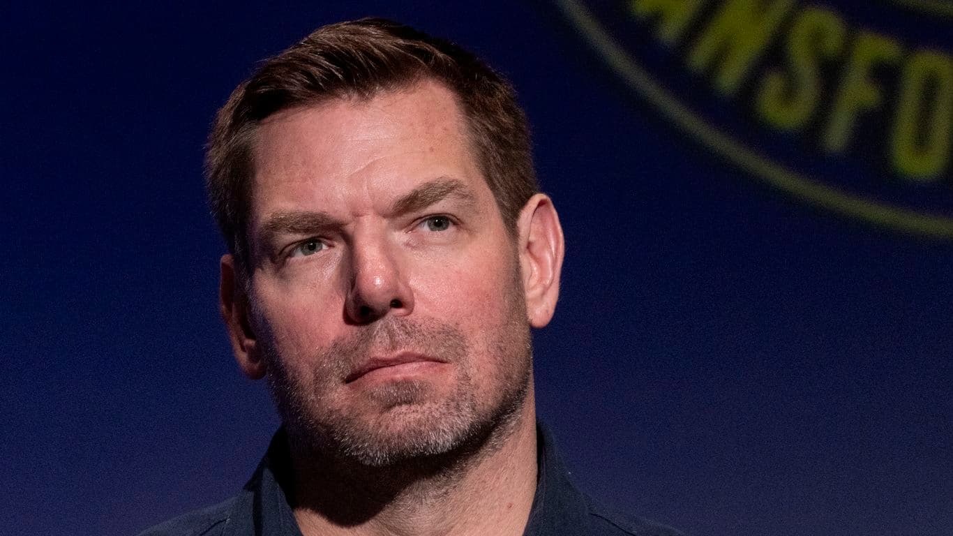Eric Swalwell announces resignation from Congress