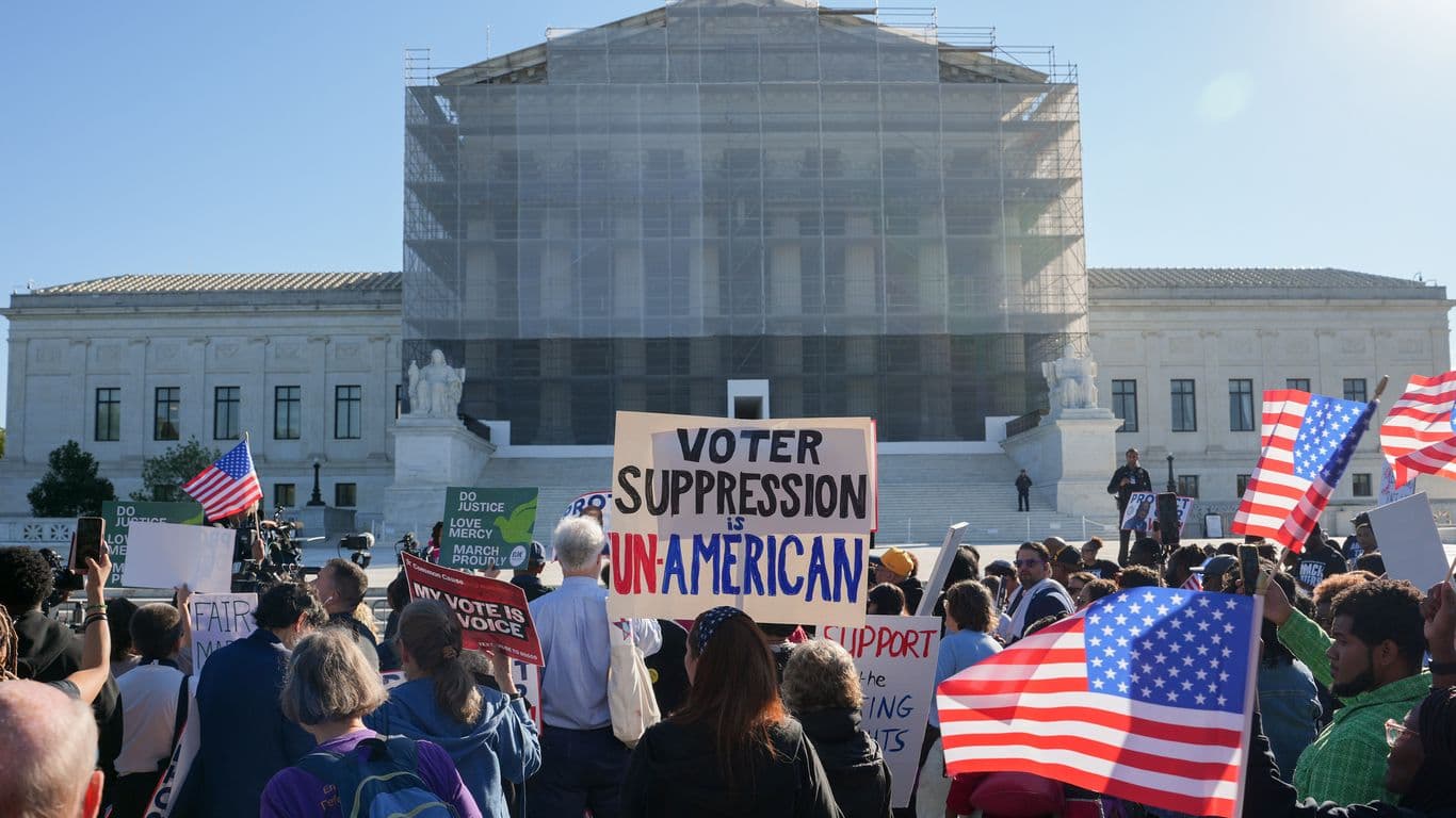 Supreme Court narrows voting law, lifting GOP odds of keeping House