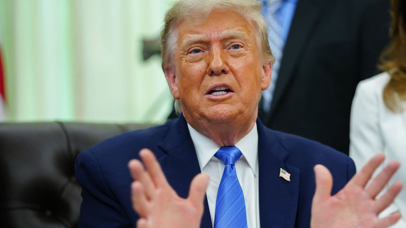 Trump's inflation flippancy gifts Dems ready-made midterm ads