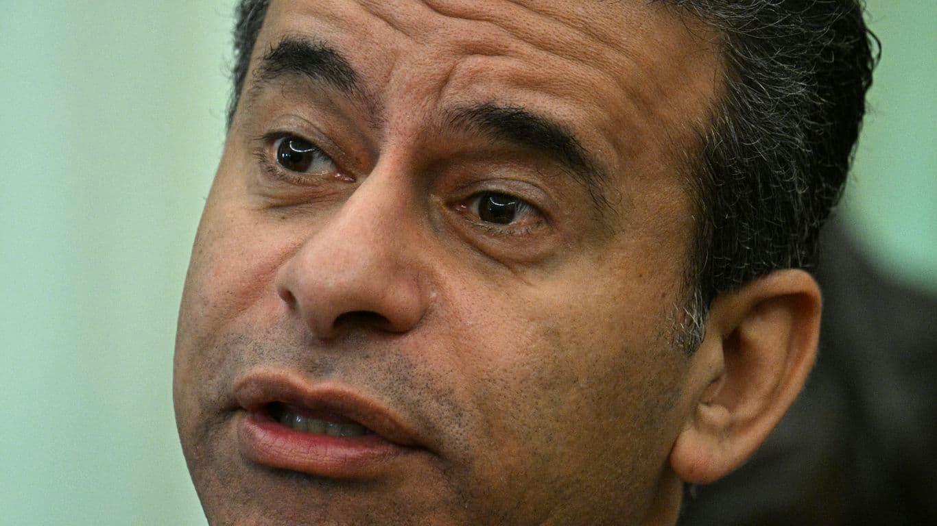 Marty Makary out as FDA chief