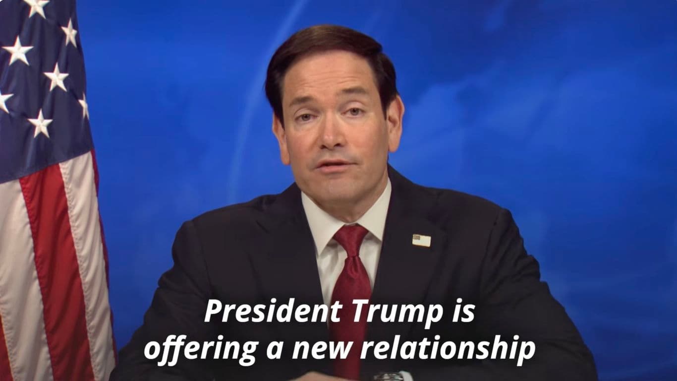 Rubio offers "new relationship" to Cuban people