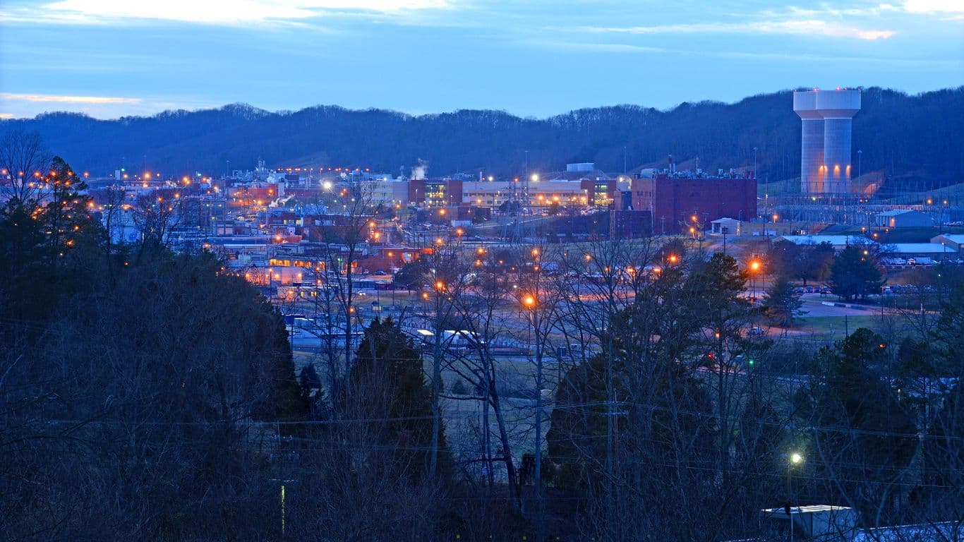 Scoop: Trump's Iran envoys quietly convene nuclear experts in Tennessee