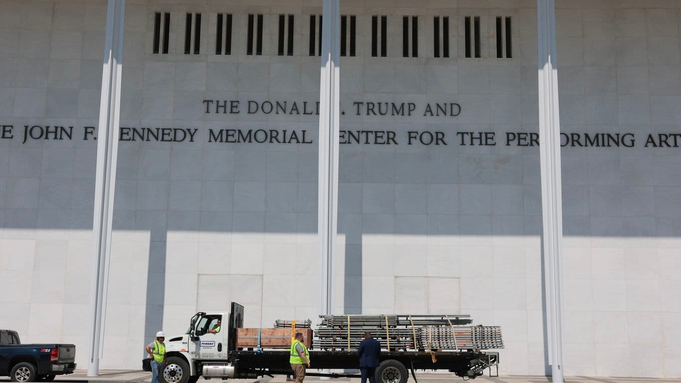 Judge upholds order to remove Trump's name from Kennedy Center