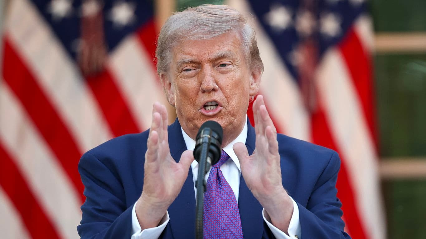 Trump faces growing risk of losing key Iran war vote in Congress