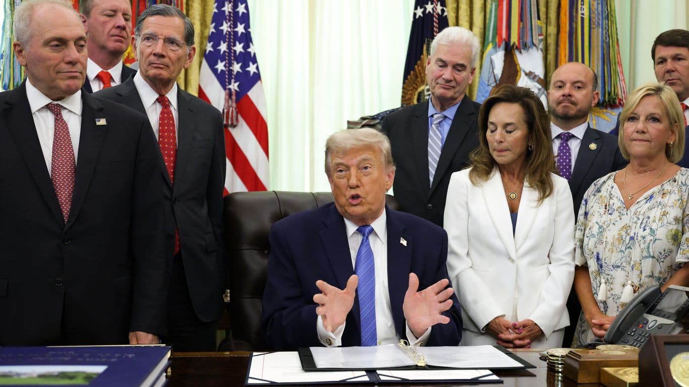 Trump says U.S. will bomb Iran today: "They keep playing us for suckers"