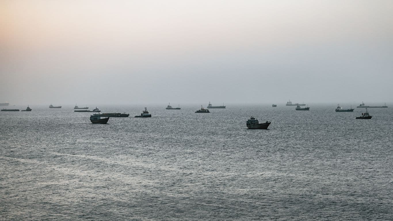 UN pauses Hormuz sailor evacuations after "attack" in strait