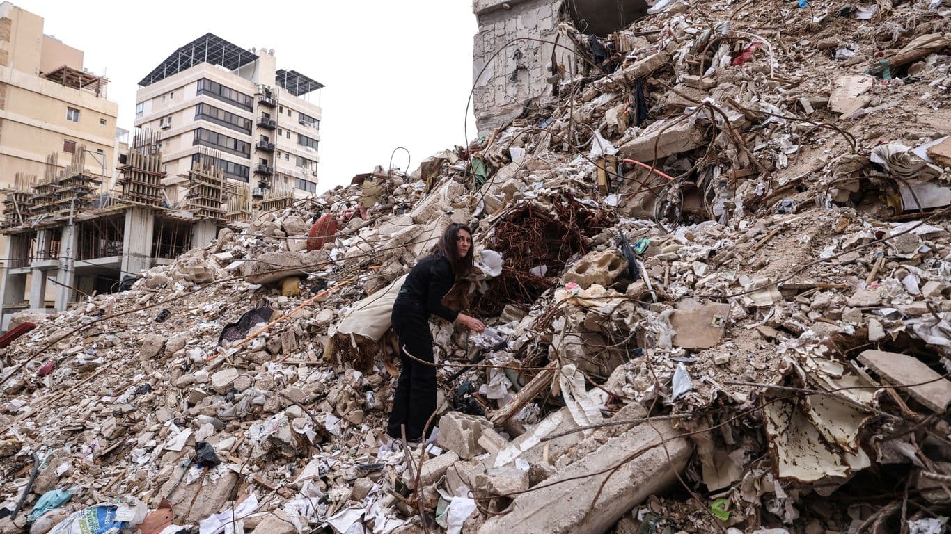 Lebanese official told U.S. that Hezbollah ready for full ceasefire with Israel