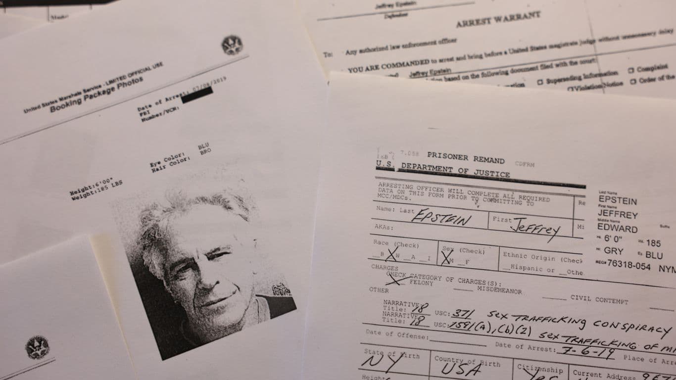 Epstein's purported suicide note released by judge