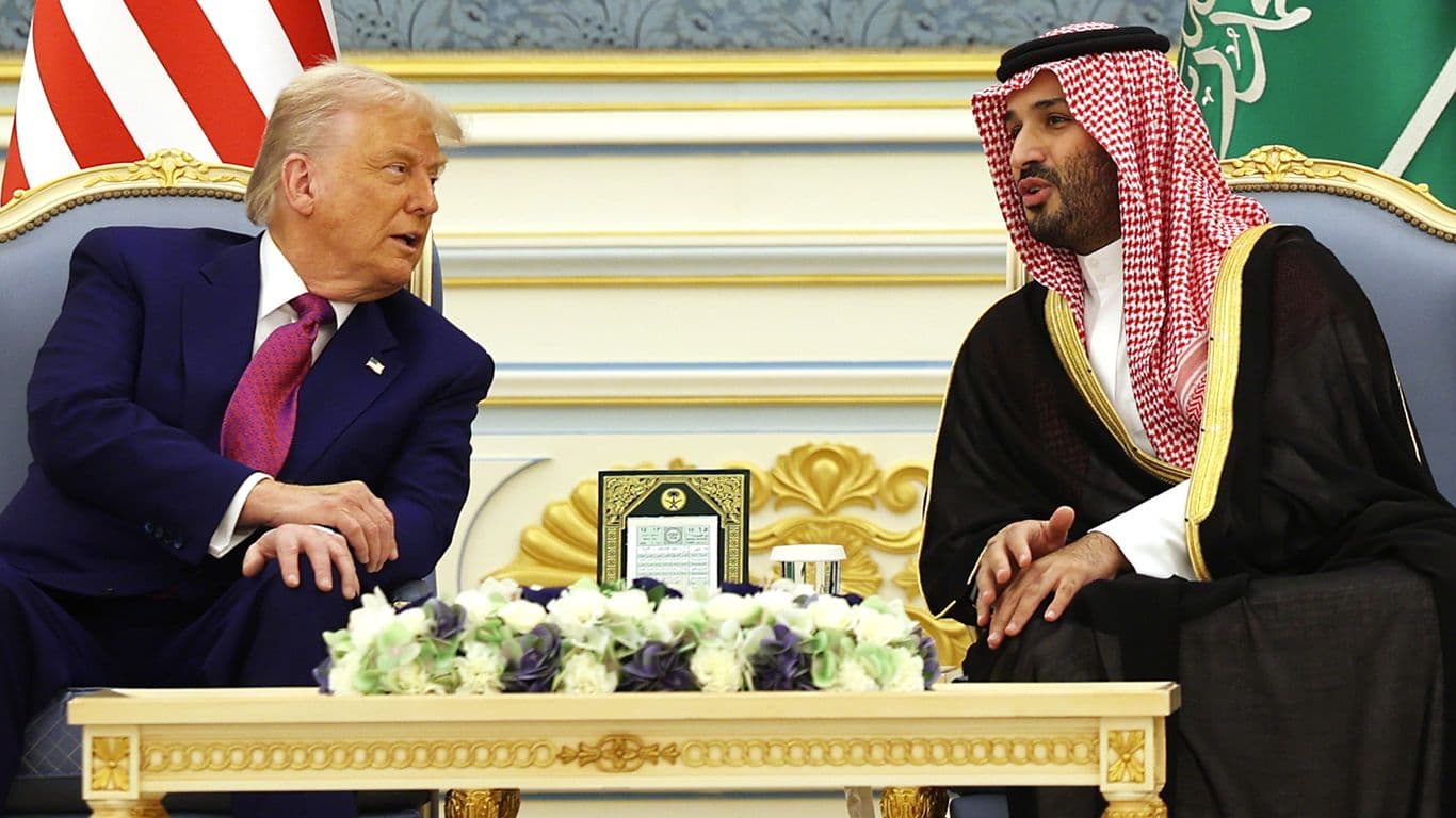 Trump asked Muslim leaders to sign peace deal with Israel after Iran war ends