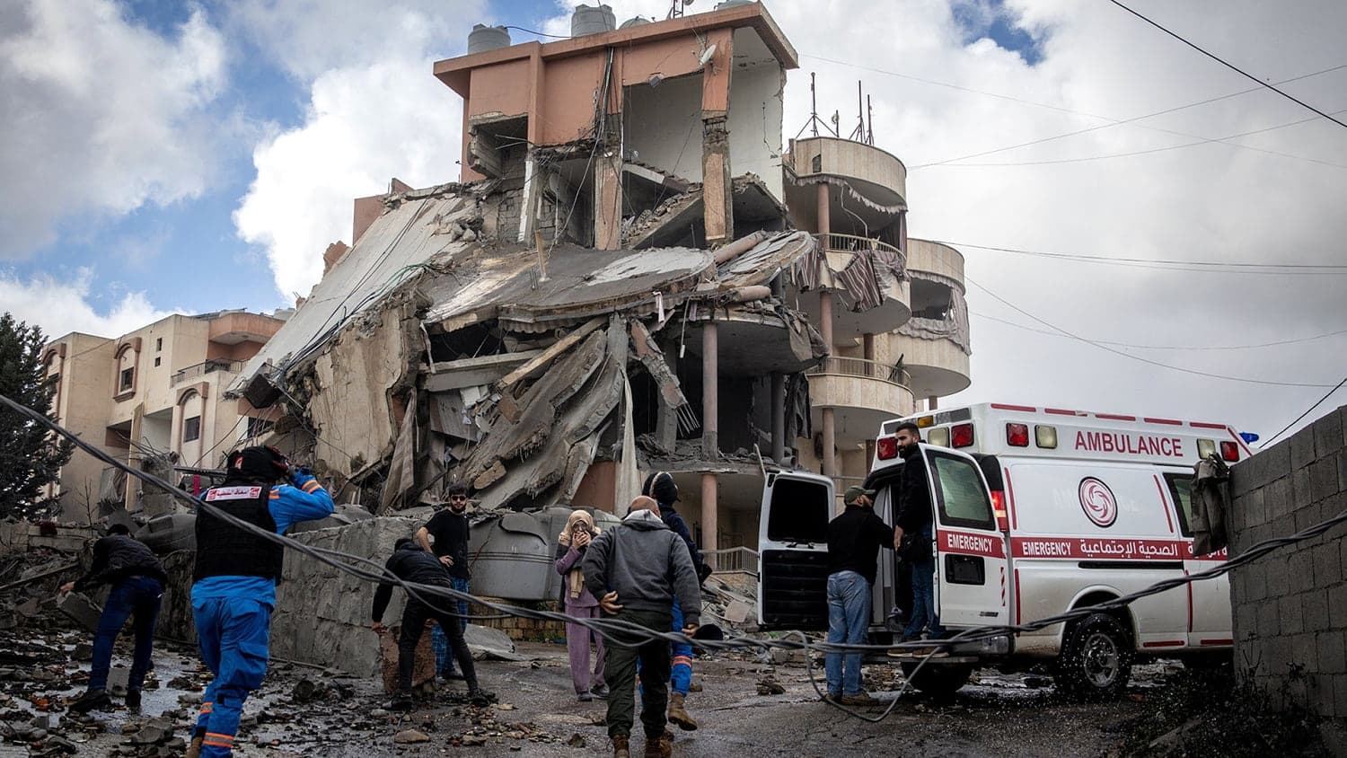 Israel and Hezbollah Trade Strikes Further Threatening Ceasefire