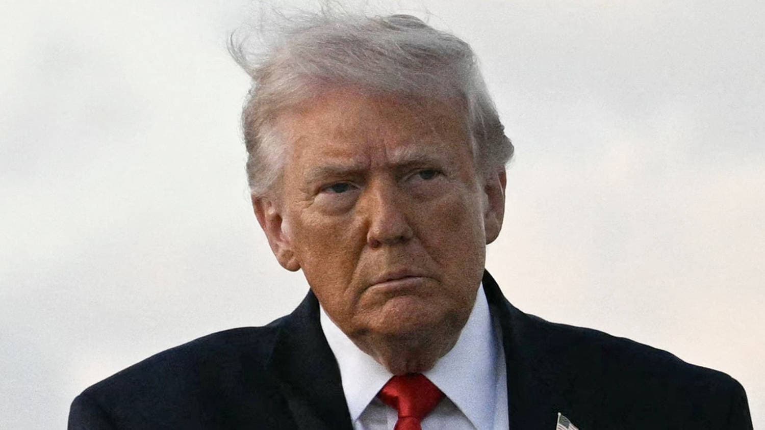 Trump Says US Navy Will Blockade Hormuz in Major Escalation