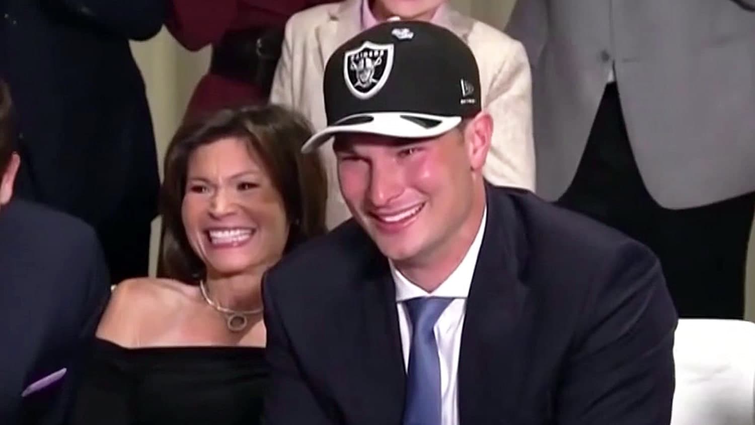 Fernando Mendoza Selected as Raiders No. 1 Pick at NFL Draft