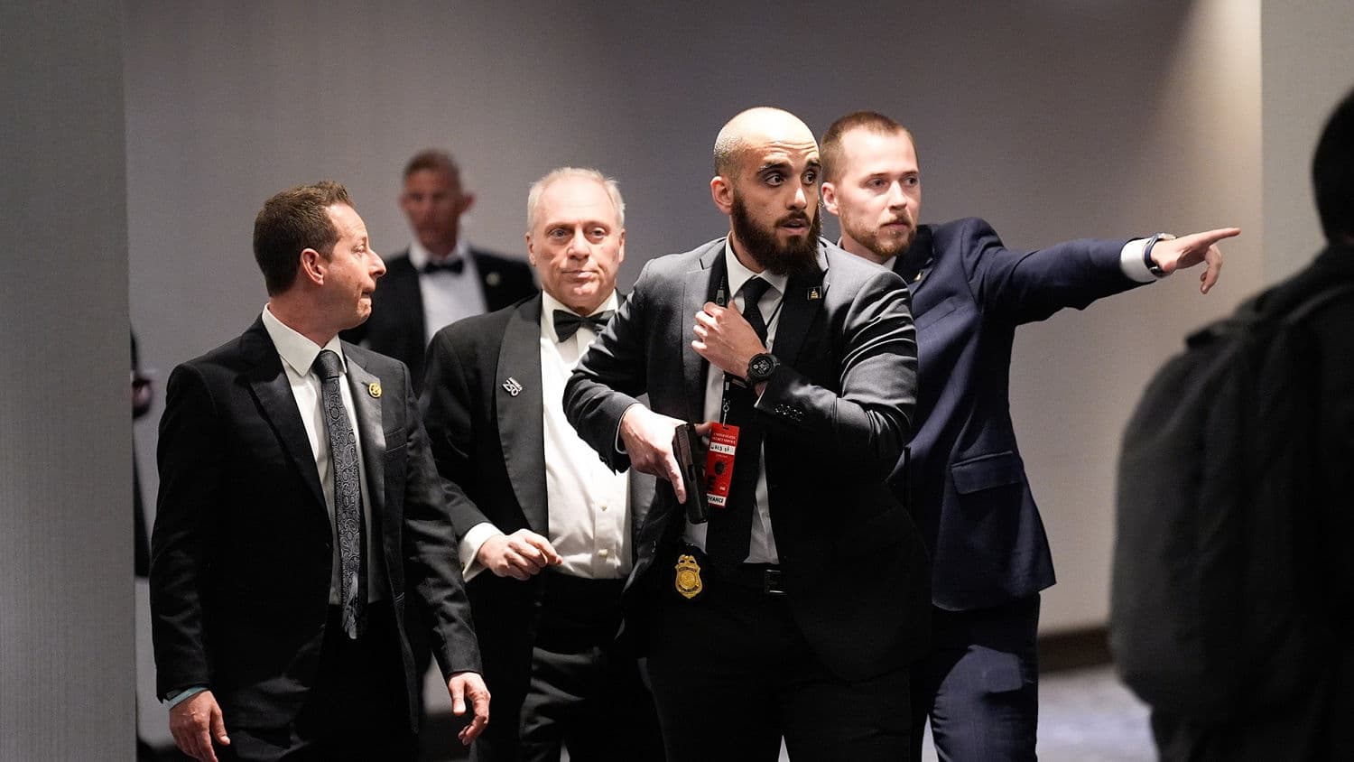 Suspect Charged With Attempting to Assassinate Trump at Dinner