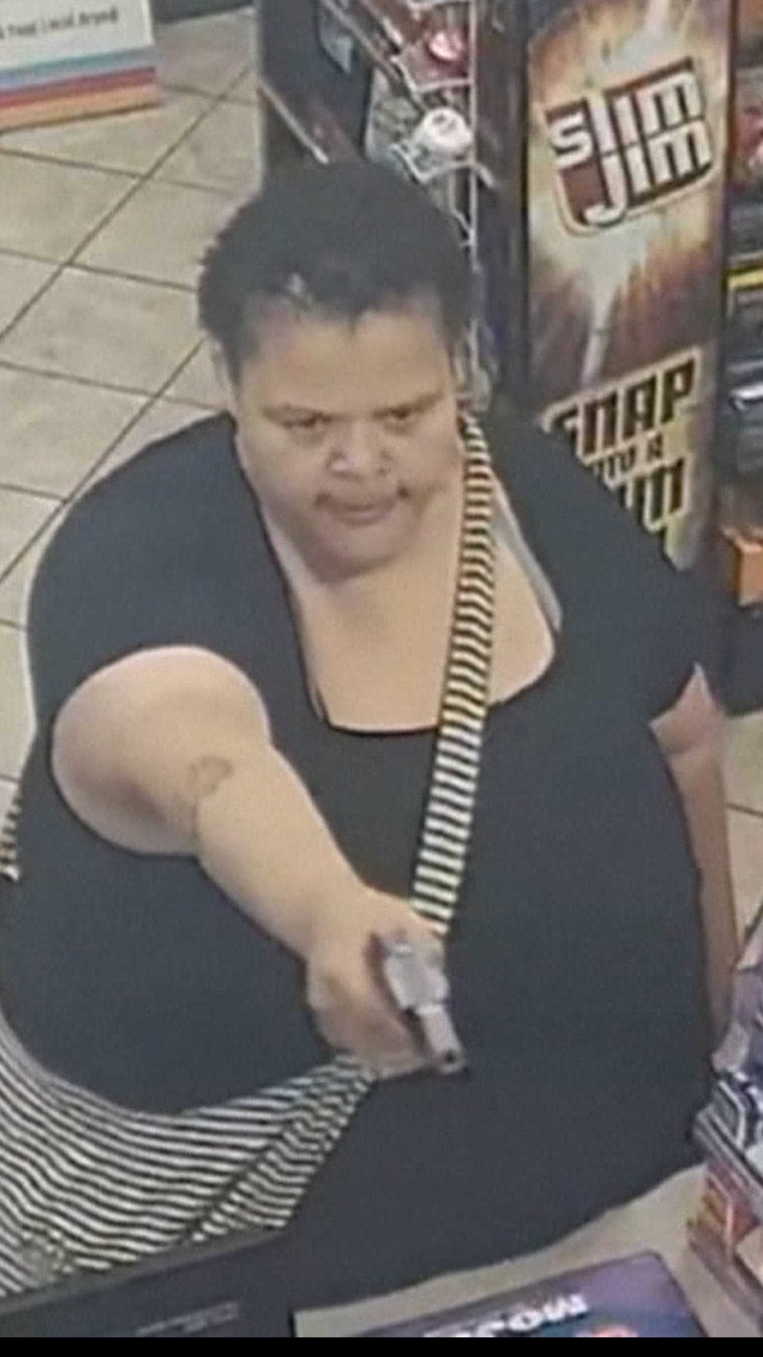 Police search for suspect in attempted gas station robbery