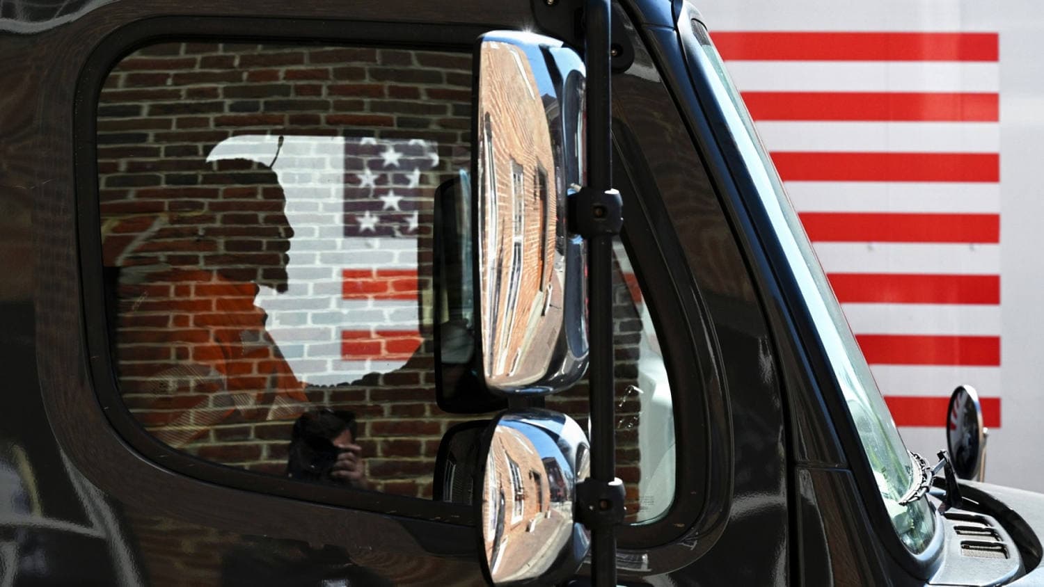 U.S. economy adds 115,000 jobs in April, unemployment rate at 4.3%