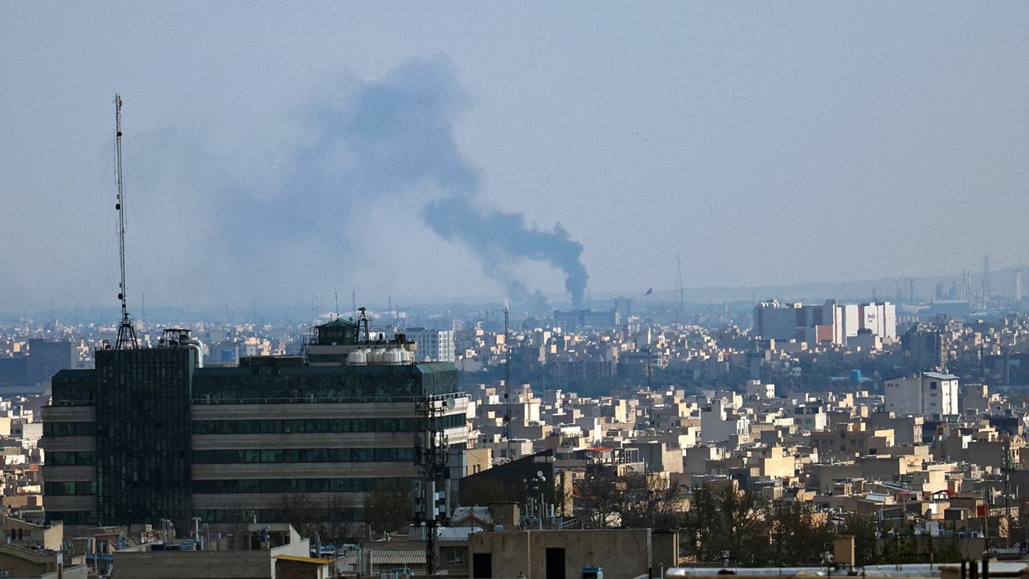 US and Iran Trade Multiple Strikes Amid Fragile Ceasefire