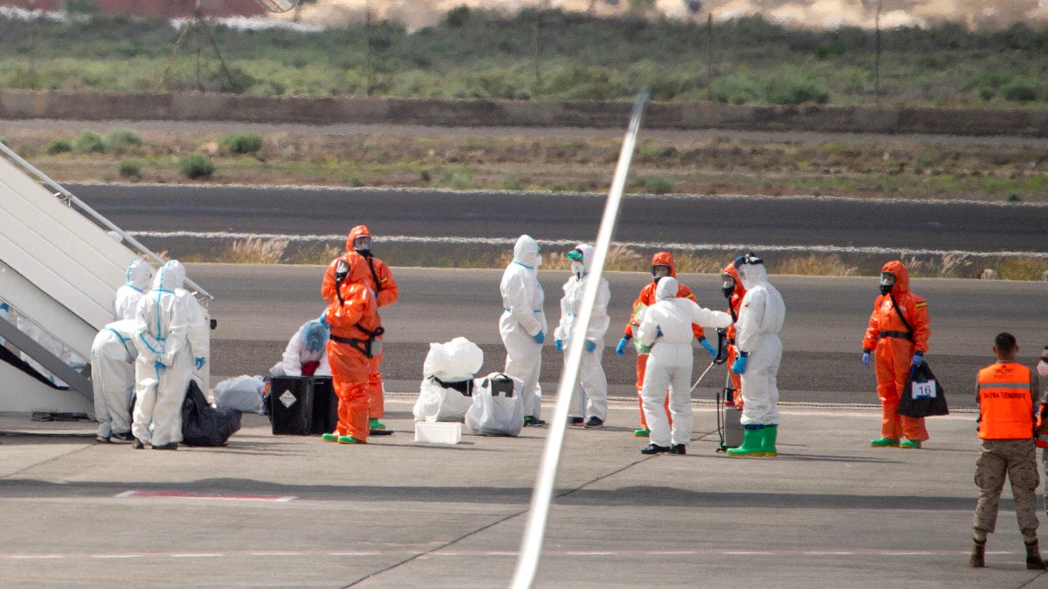 Americans From Hantavirus-Hit Cruise Arrive in US for Monitoring