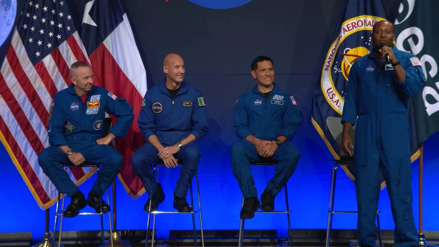 NASA reveals the new Artemis III crew