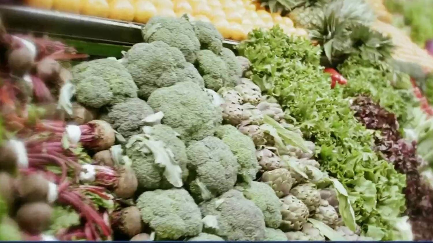 Taylor Farms and Taco Bell removes iceberg lettuce amid parasite outbreak