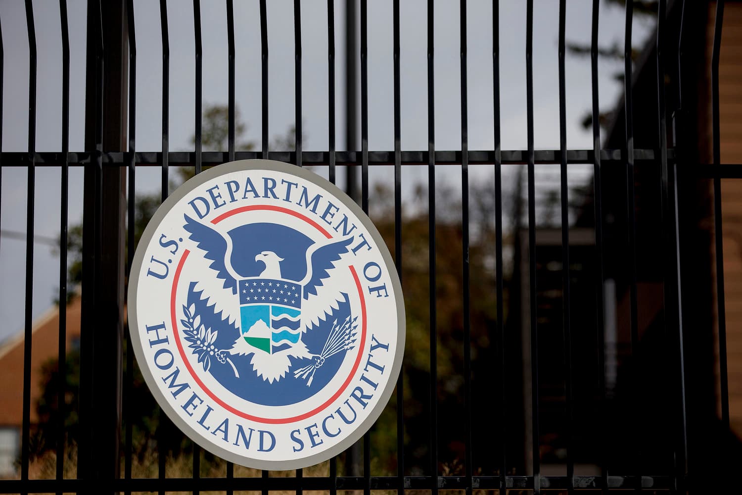 DHS watchdog paused some probes of immigration enforcement amid shutdown