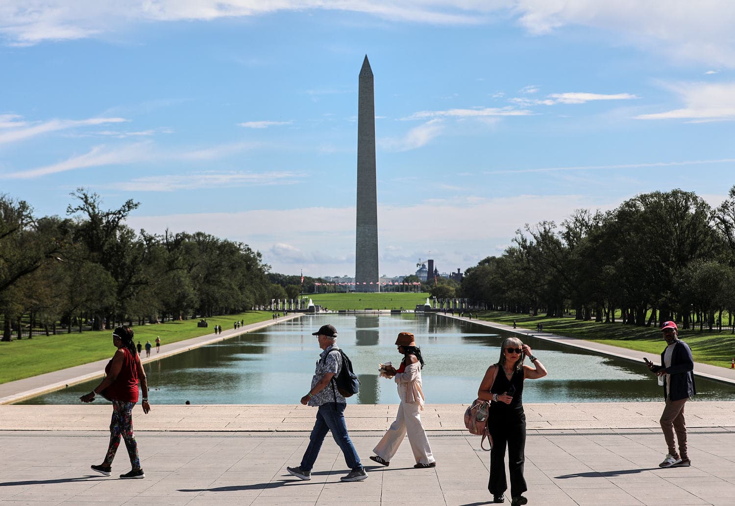 Trump says he'll renovate 'filthy' reflecting pool on National Mall
