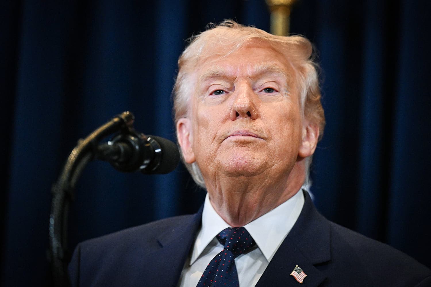 Trump does not have to turn over presidential records, Justice Department says