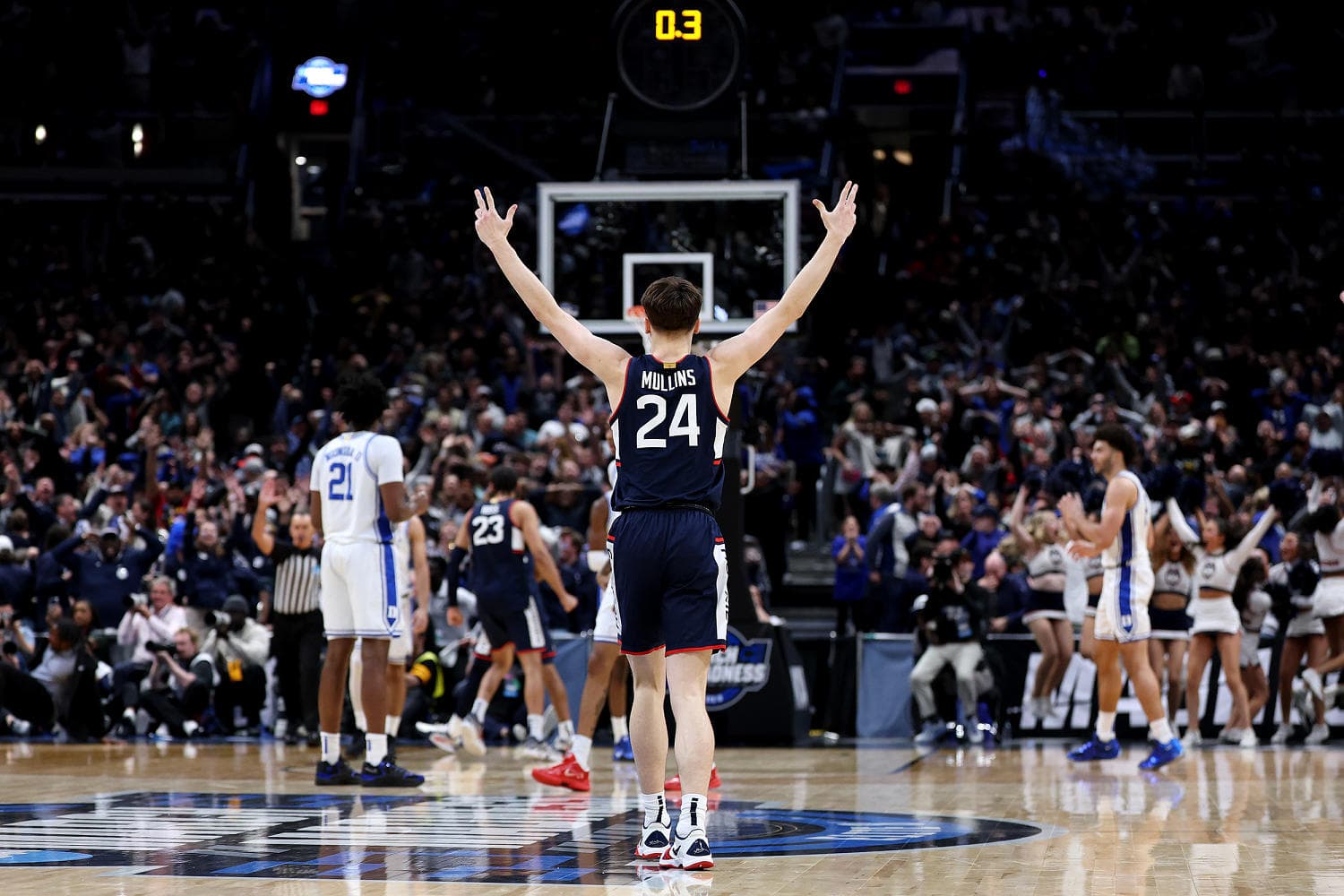 No. 2 UConn shocks No. 1 Duke with last-second 3-pointer to advance to men's Final Four