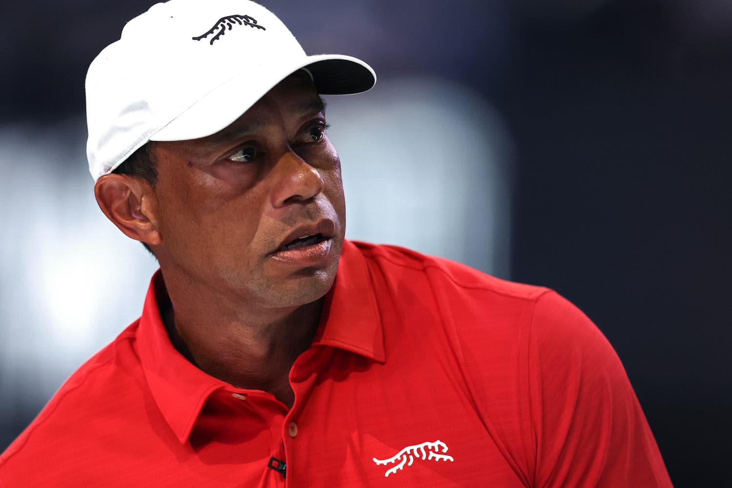 Tiger Woods was looking at phone, showed 'signs of impairment' at the time of crash, police say