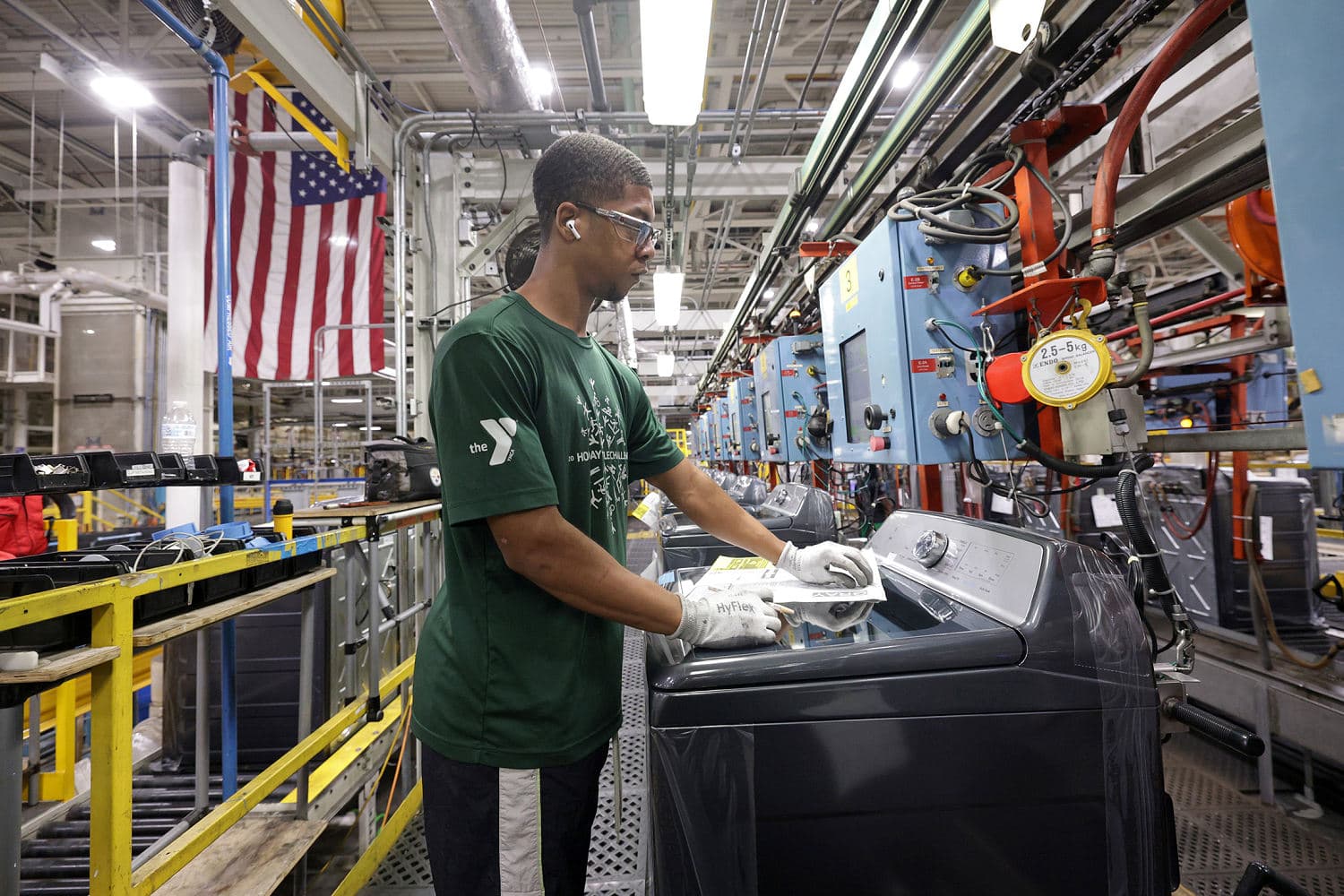 What falling wage growth says about where the U.S. economy is heading