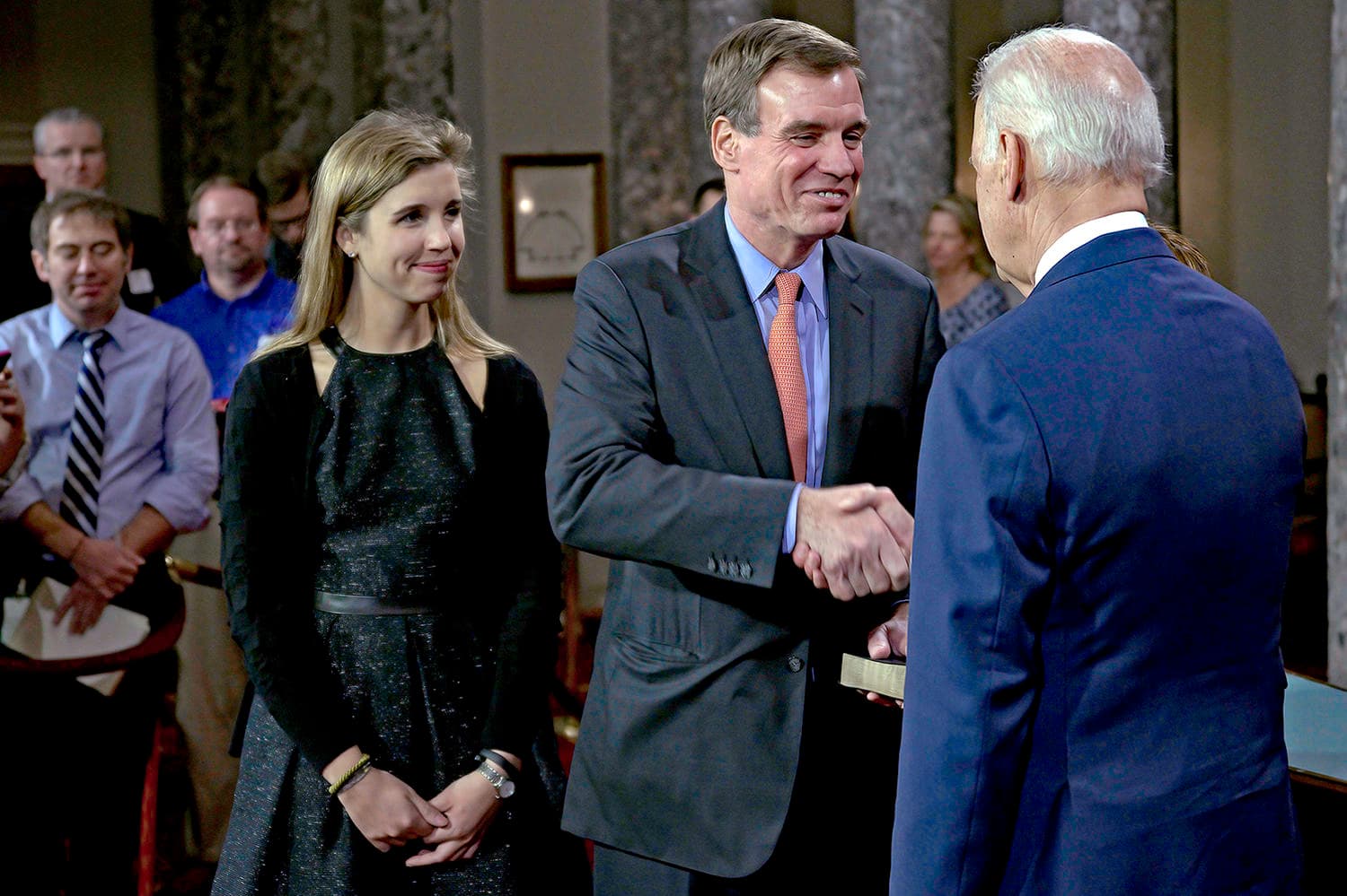 Sen. Mark Warner's daughter dies of juvenile diabetes and other health issues at 36