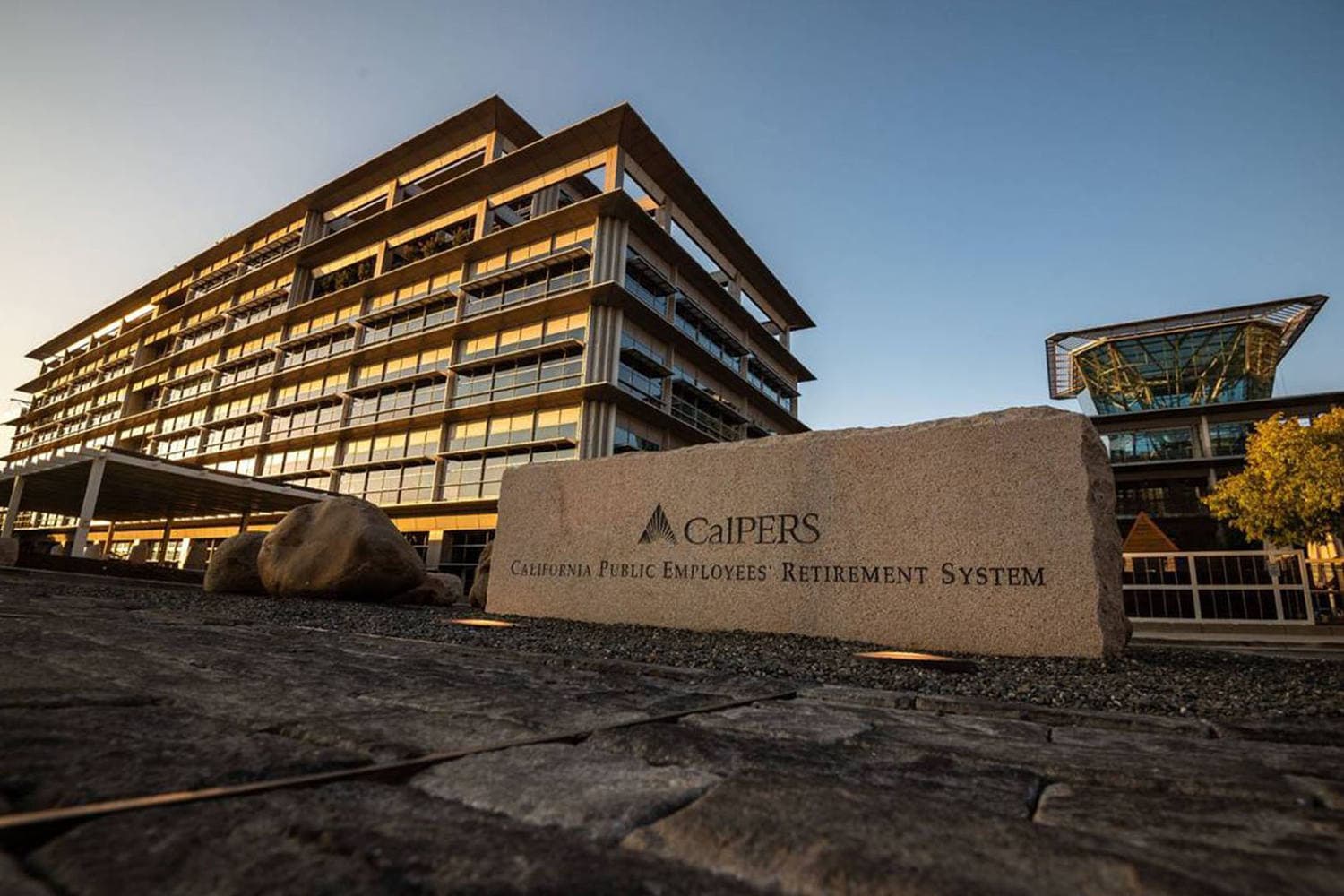 Nation’s largest public pension fund plagued by secrecy and underperformance, probe finds