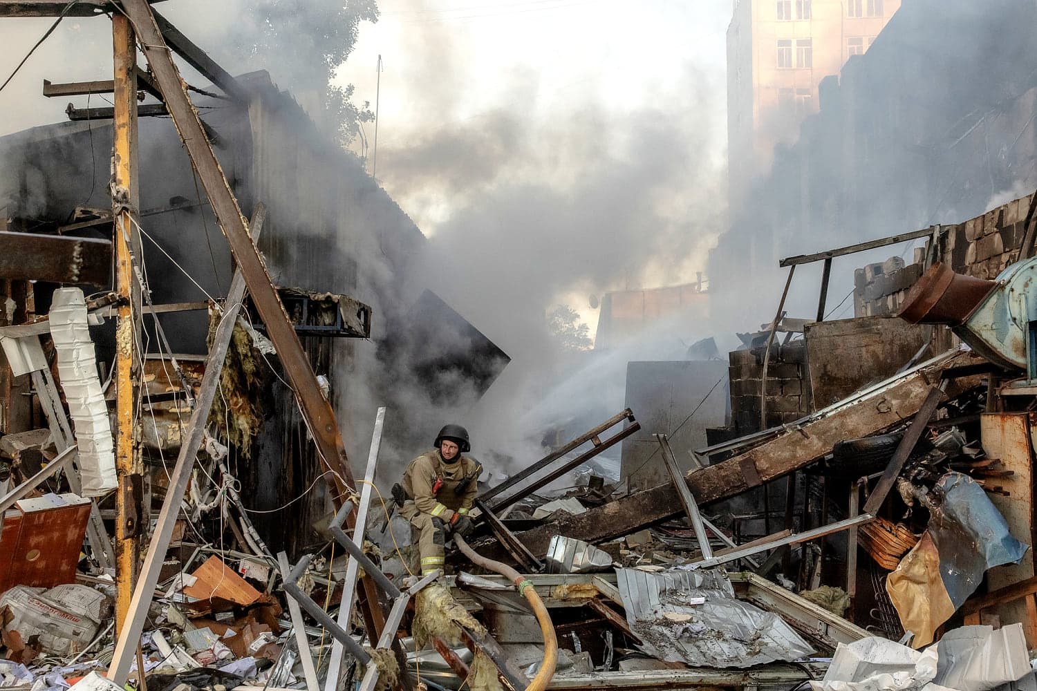 Major Russian attack kills at least 16 and leaves Ukraine pleading for help from Trump