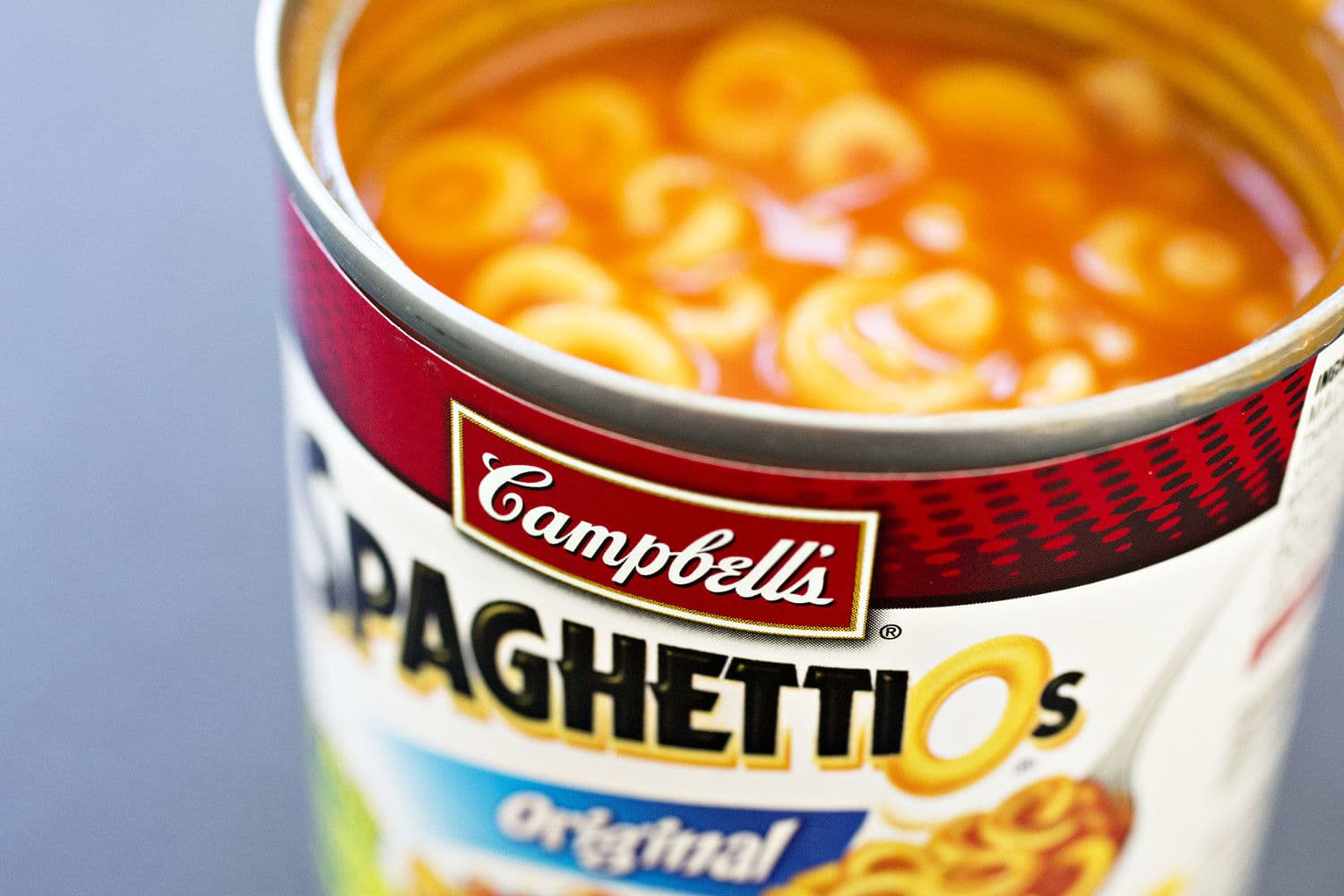 Woman finds moving worms and parasites in SpaghettiOs, lawsuit says