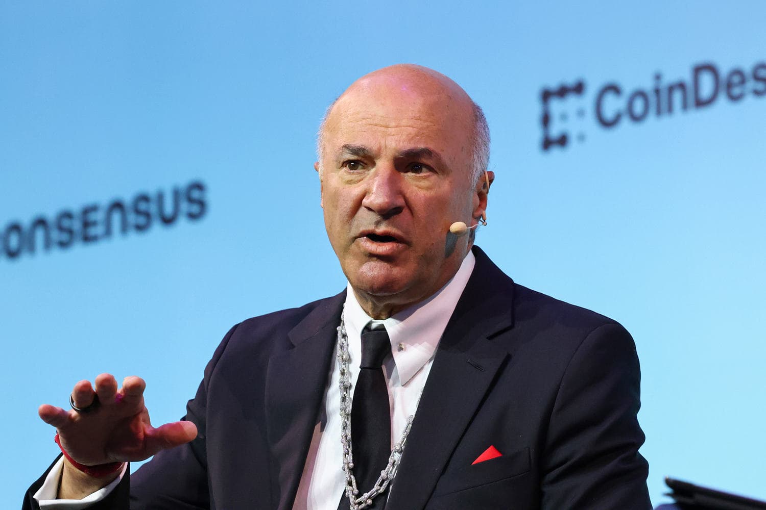 Utah residents sue officials over Kevin O’Leary data center plan