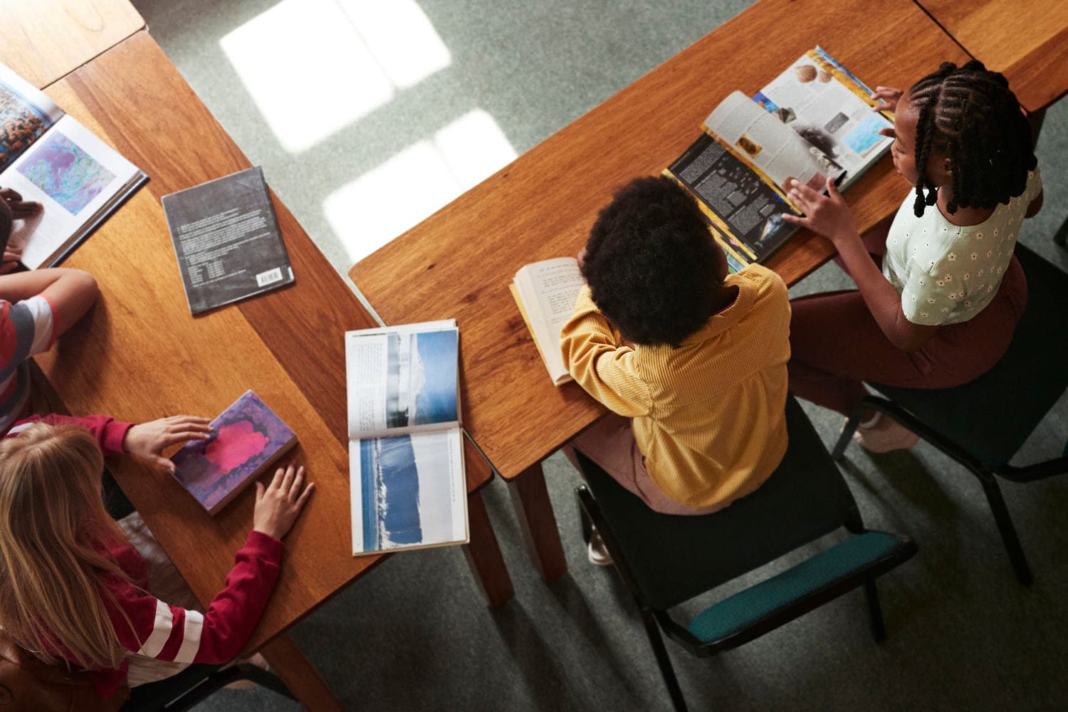 Reading for pleasure is sharply down among schoolkids, report shows